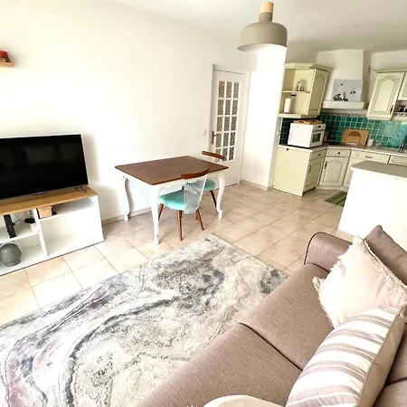 Apartment Juan Les Pins - Town Center - 4 People Antibes