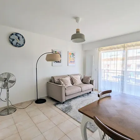 Juan Les Pins - Town Center - 4 People Apartment *